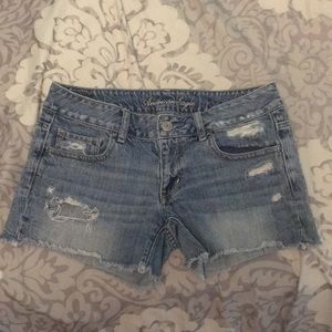 American Eagle jean shorts☀️❤️